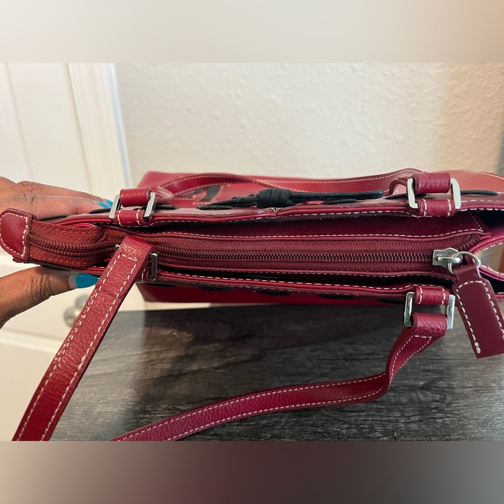 Kate Spade Red Shoulder Bag with Textured Finish - Picture 8 of 11